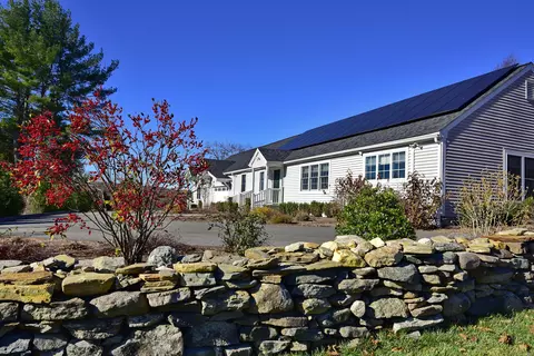 78 Prospect St, Woodstock, CT 06281