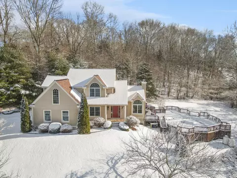 1024 Shewville Rd, Ledyard, CT 06339
