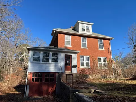 65 Quarry Rd, Glastonbury, CT 06033