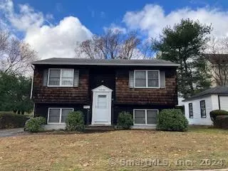 88 Turner St, Windham, CT 06226