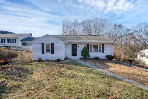 45 Florence St, Naugatuck, CT 06770