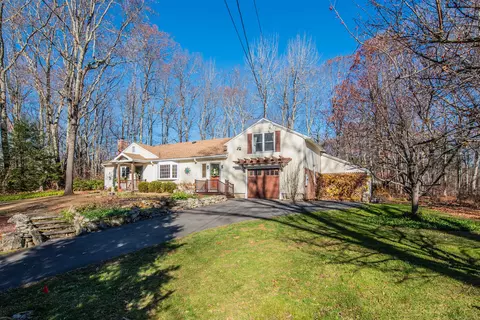 191 Wright Rd, Canton, CT 06019