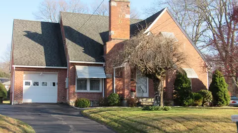 71 Crestwood Rd, Torrington, CT 06790