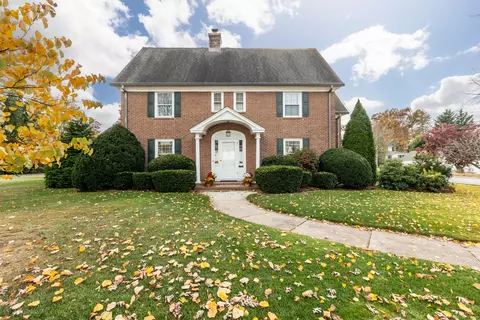 146 Porter St, Manchester, CT 06040