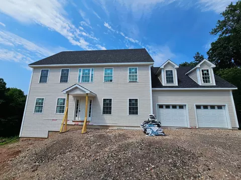 312 Riverside Dr, Meriden, CT 06451