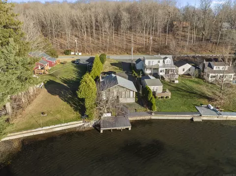 263 Baileyville Rd, Middlefield, CT 06455