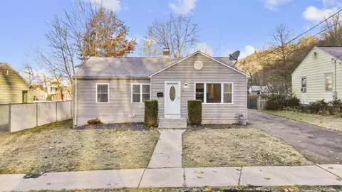 76 Taylor Ave, New Haven, CT 06515
