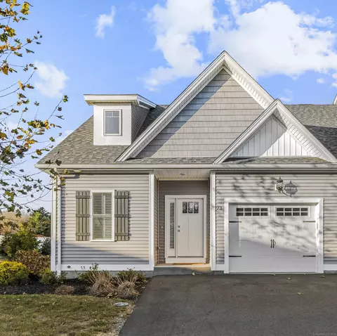 73 S Lakeside Dr #73, Orange, CT 06477
