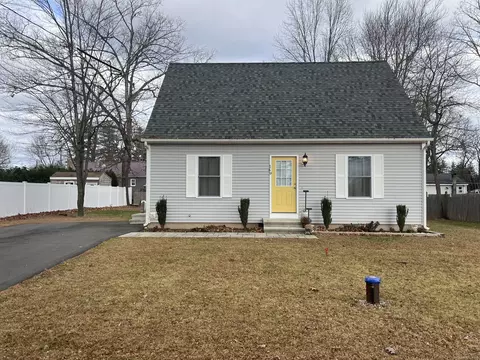 169 Griffin Rd, Suffield, CT 06093