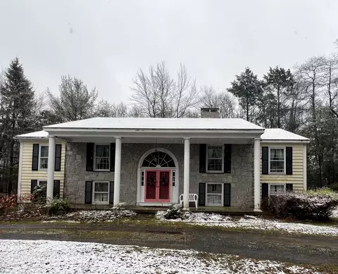 348 Windtree St, Torrington, CT 06790