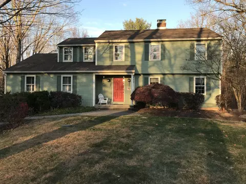 1642 Deerfield Ct, Cheshire, CT 06410