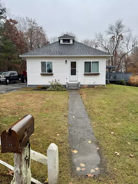 32-34 Packerville Rd, Plainfield, CT 06374