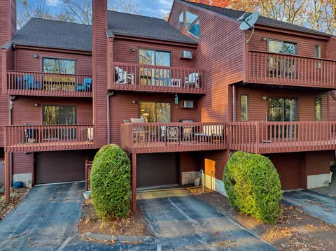 97 W Main St #23, Niantic, CT 06357