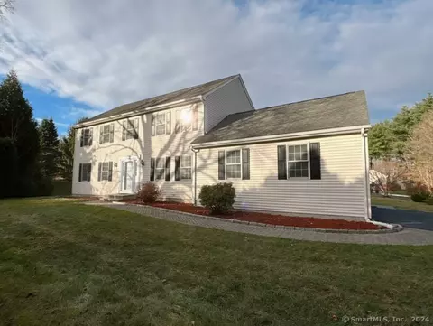 10 Cook Hill Rd, Cheshire, CT 06410