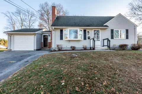 2 Guild St, Enfield, CT 06082