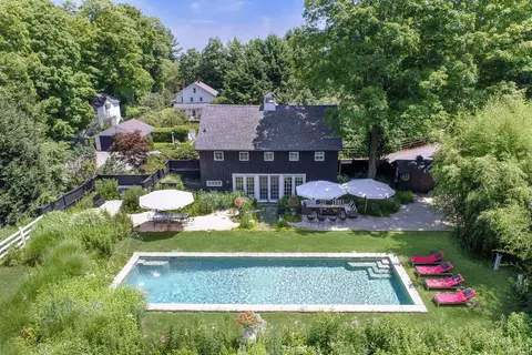 279 Black Rock Tpke, Redding, CT 06896