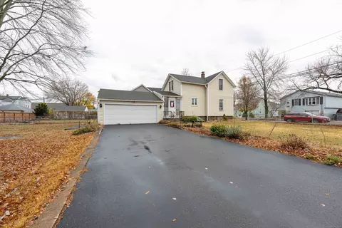 147 Clifton St, Wallingford, CT 06492