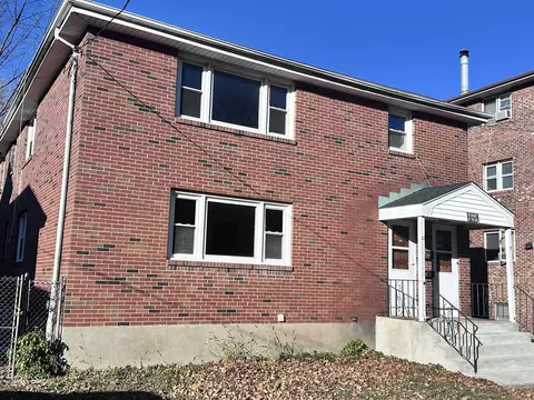 18-20 Chester St, Hartford, CT 06114