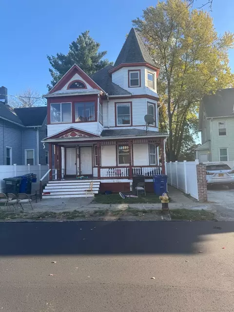 223 Cottage St, Bridgeport, CT 06605