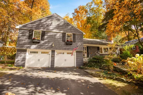12 Garland Rd, West Hartford, CT 06107