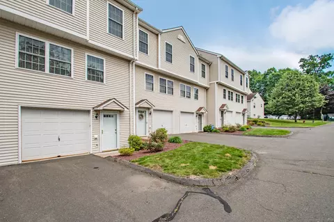 49 Marjorie Ln #49, Manchester, CT 06042