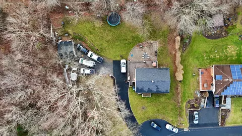 25 Henso Dr, Danbury, CT 06811