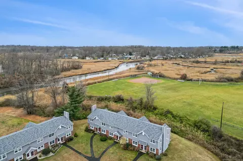 211 E Main St #G75, Branford, CT 06405