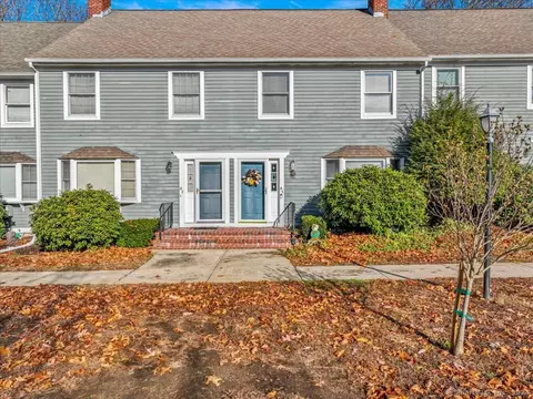 611 Ocean Ave #A3, New London, CT 06320