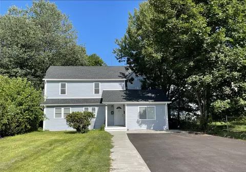 376 Thompson St, Stratford, CT 06615