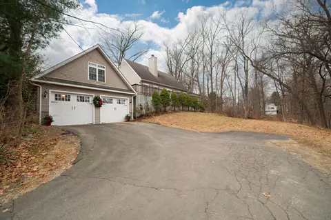 52 Shady Ln, Danbury, CT 06811