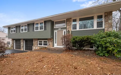 103 Risley Rd, Vernon, CT 06066