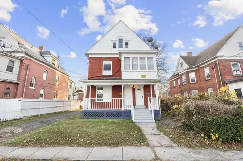 17-19 Roosevelt St, Hartford, CT 06114