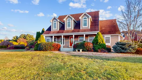 131 Steeple View Dr, Berlin, CT 06037