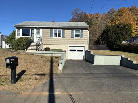 9 Navarro Rd, East Haven, CT 06512