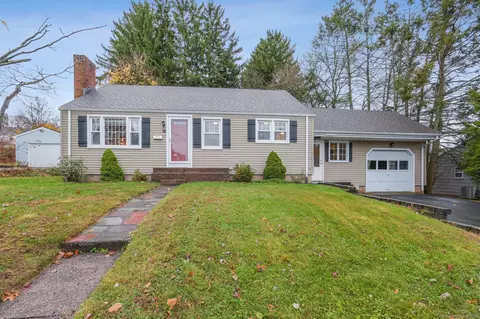66 Greenlawn Ave, Middletown, CT 06457