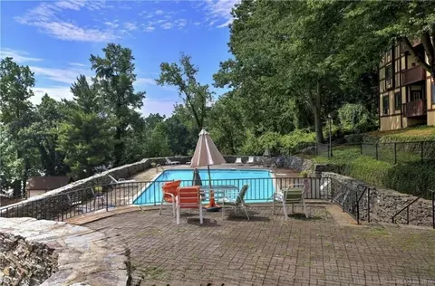125 Warner Hill Rd #28, Stratford, CT 06614