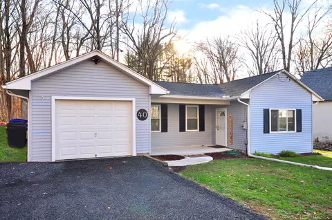 40 Barry Rd, Coventry, CT 06238