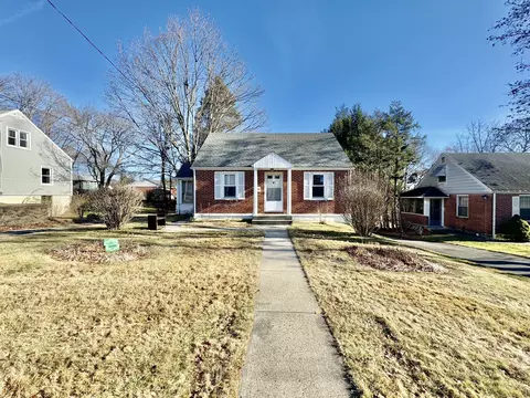 270 Tarbell Ave, Watertown, CT 06779