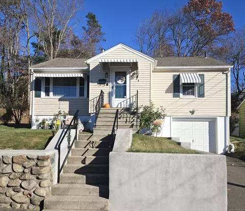 54 Gates Ave, Waterbury, CT 06705