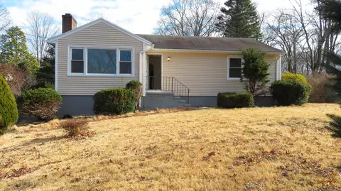 3 Northeast Dr, North Haven, CT 06473