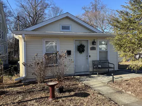 29 Melrose Ave, Norwalk, CT 06855