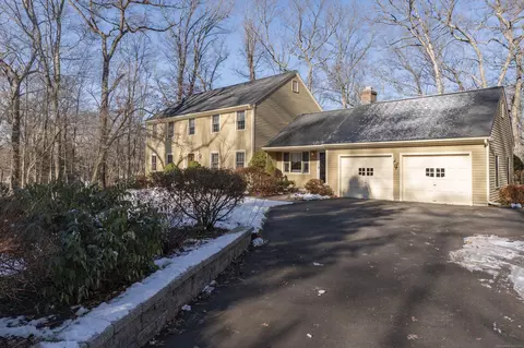 1352 Wolf Hill Rd, Cheshire, CT 06410