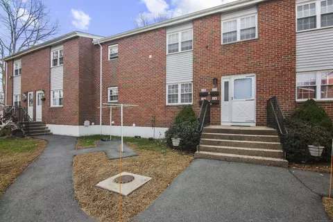66 Beths Ave #16, Bristol, CT 06010