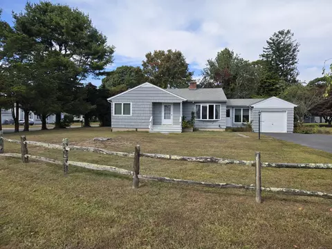 50 Fenwood Dr, Old Saybrook, CT 06475