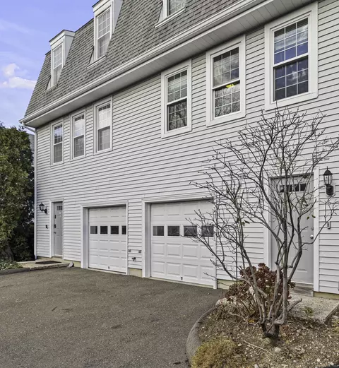254 Seaside Ave #34C, Stamford, CT 06902