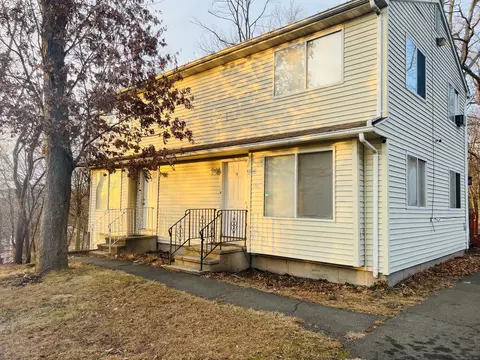 662 Frost Rd, Waterbury, CT 06705