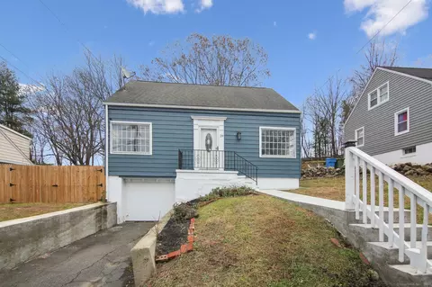 29 Highview St, Waterbury, CT 06708