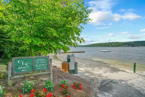 3 Forest Trl, Brookfield, CT 06804