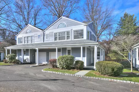 230 Saugatuck Ave #7, Westport, CT 06880