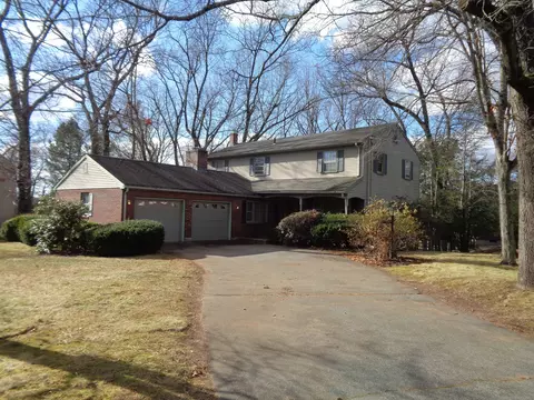 130 Kennedy Rd, Manchester, CT 06042